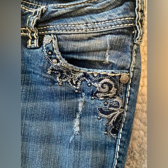 Silver Jeans Suki Flap Medium Wash Bootcut— Size W27/L32 - Picture 4 of 11